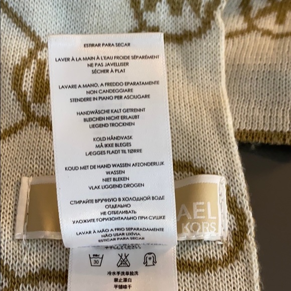Michael Kors logo double side scarf - Picture 14 of 15